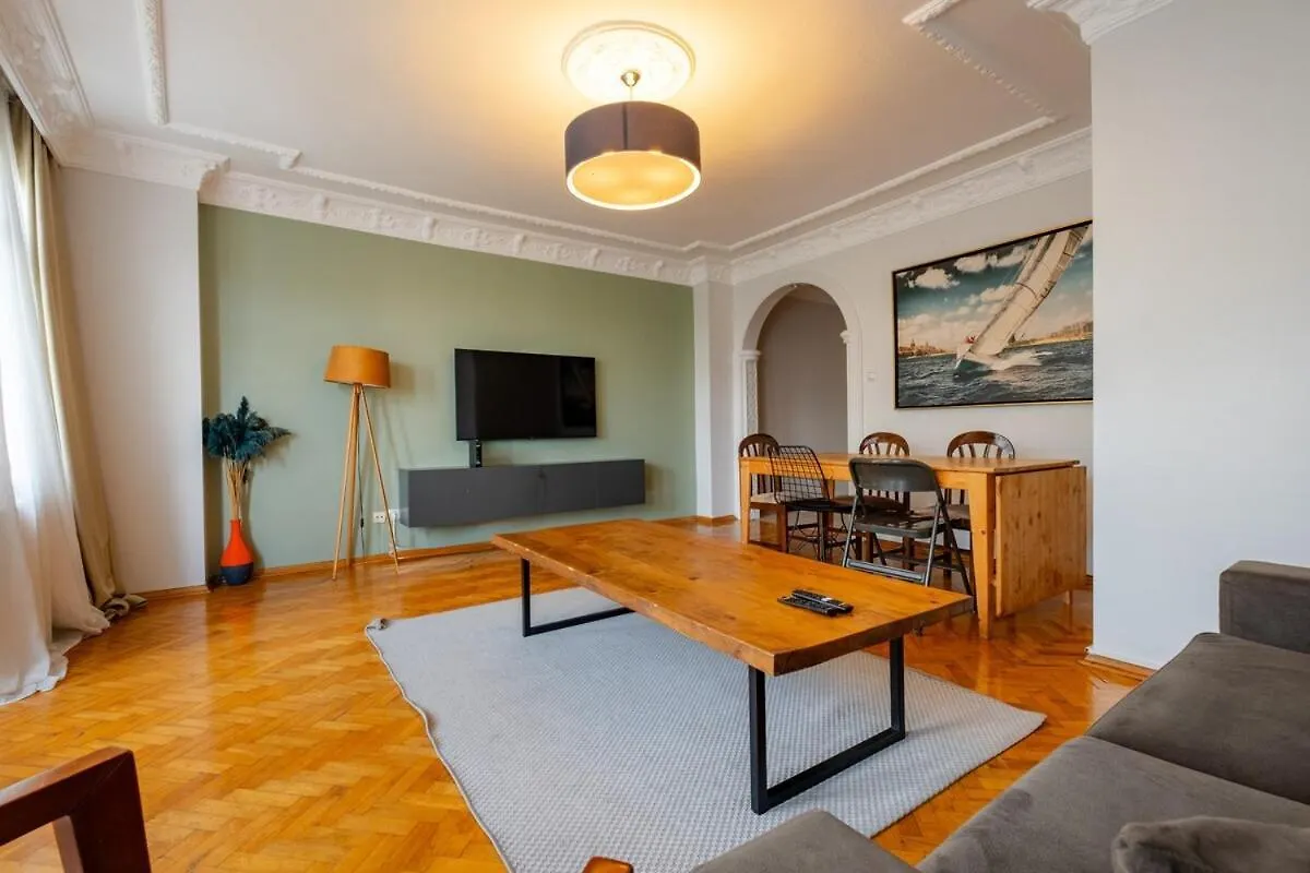 3-Bedroom Central Apartment Κωνσταντινούπολη